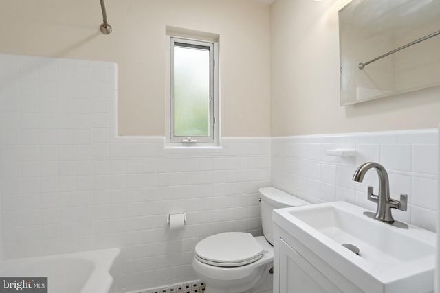 29 N BEDFORD ST, Arlington, VA 22201