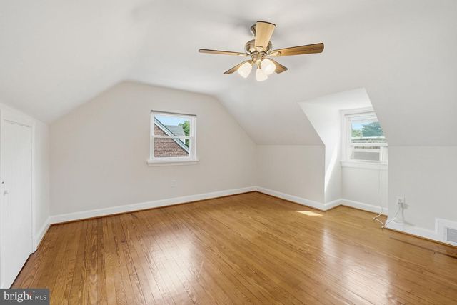29 N BEDFORD ST, Arlington, VA 22201