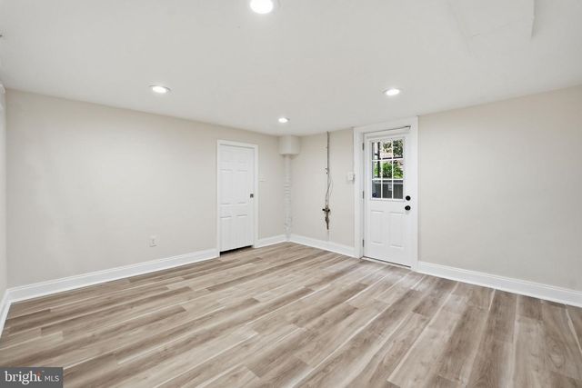 29 N BEDFORD ST, Arlington, VA 22201
