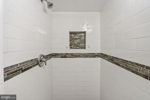 29 N BEDFORD ST, Arlington, VA 22201