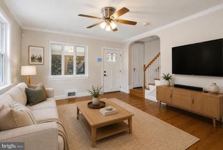 29 N BEDFORD ST, Arlington, VA 22201