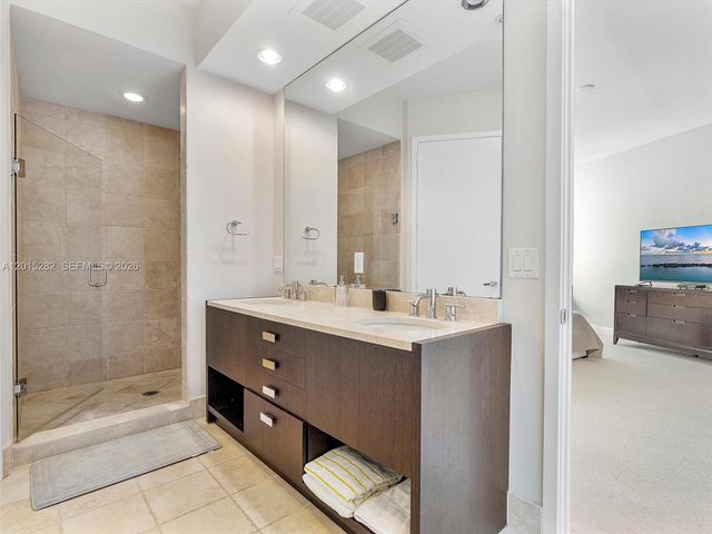 18201 Collins Ave 4009, Sunny Isles Beach, FL 33160