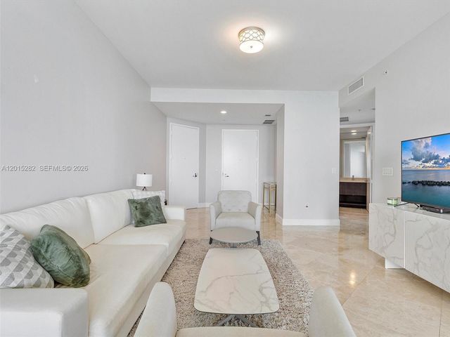18201 Collins Ave 4009, Sunny Isles Beach, FL 33160