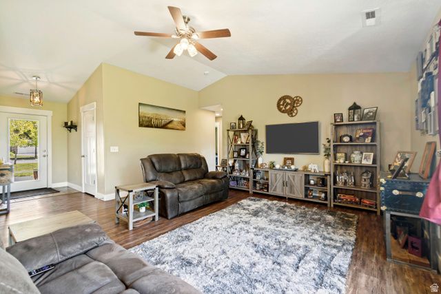65 N 450 W, Springville, UT 84663