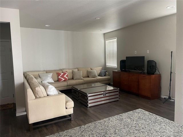 19122 High Point Boulevard, Denver, CO 80249