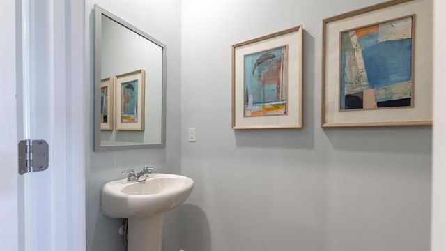 2035 Windward Rd, Stone Mountain, GA 30088