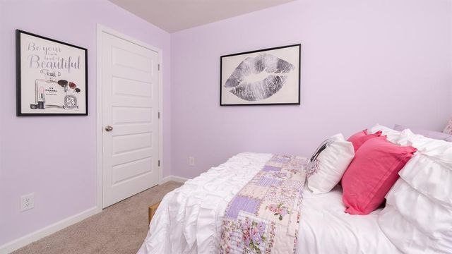 2035 Windward Rd, Stone Mountain, GA 30088