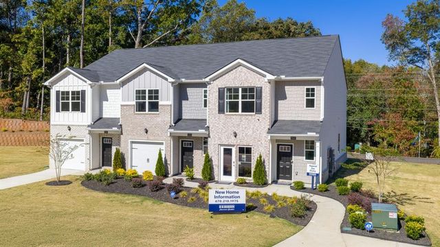 2035 Windward Rd, Stone Mountain, GA 30088