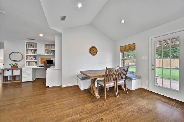 11218 Cliffwood Drive, Houston, TX 77035