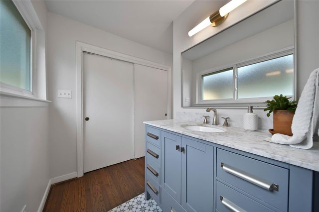 11218 Cliffwood Drive, Houston, TX 77035