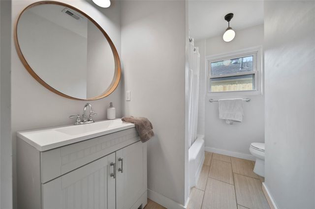 11218 Cliffwood Drive, Houston, TX 77035