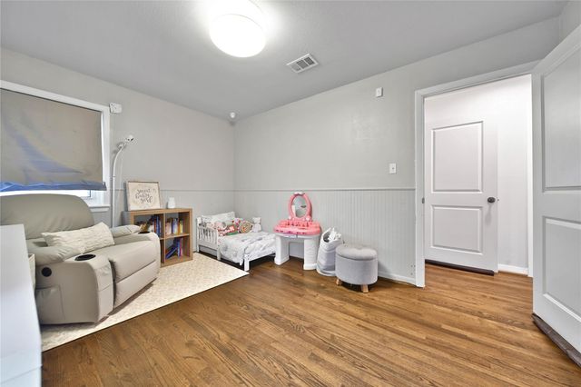 11218 Cliffwood Drive, Houston, TX 77035