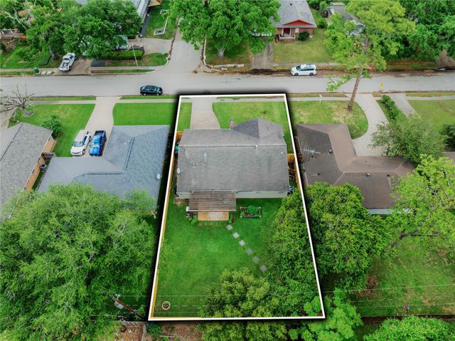 11218 Cliffwood Drive, Houston, TX 77035
