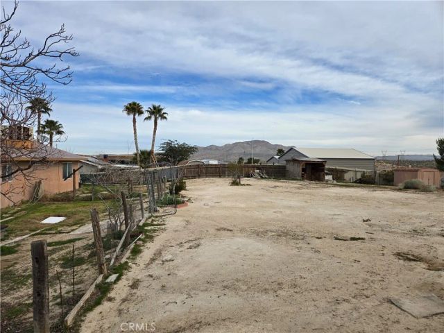 16715 Vasquez, Victorville, CA 92394