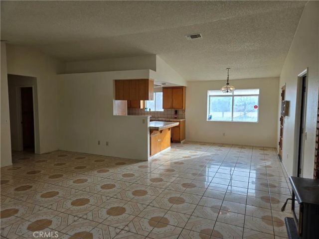 16715 Vasquez, Victorville, CA 92394