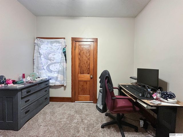 730 W 10th Street, Fremont, NE 68025