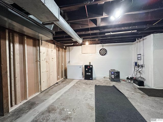 730 W 10th Street, Fremont, NE 68025