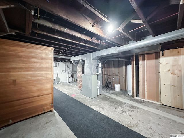 730 W 10th Street, Fremont, NE 68025