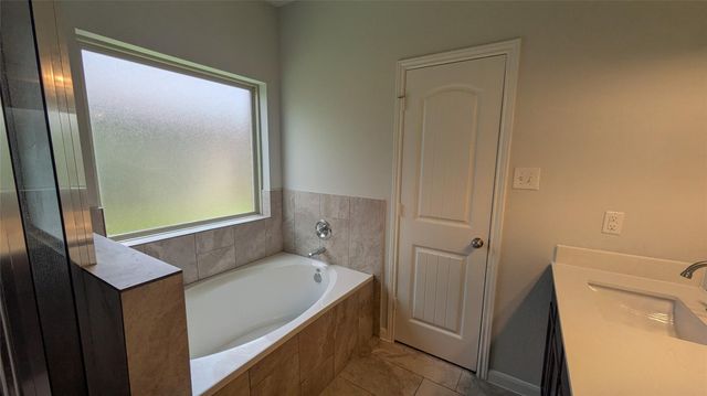 21323 Cypress Red Oak Drive, Cypress, TX 77433