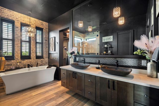 608 Buffalo TRL, Liberty Hill, TX 78642