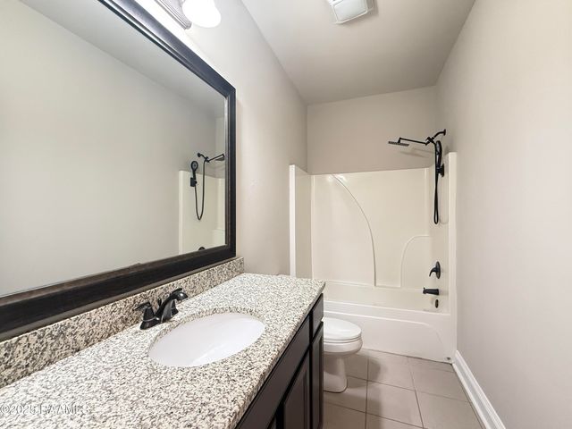 206 Caillou Grove Road, Youngsville, LA 70592