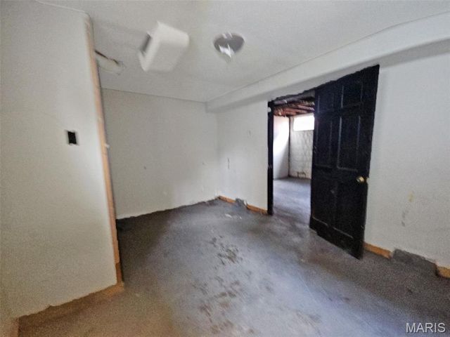 8729 Acacia Drive, Jennings, MO 63136