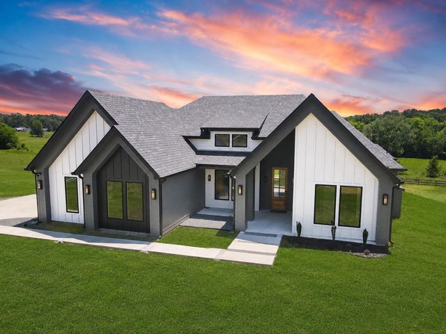1000 Denson Allen, Coldspring, TX 77331
