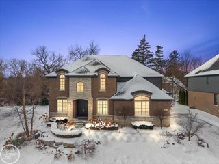 4919 Park Manor Drive Unit #7, Troy, MI 48098