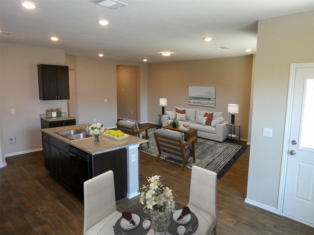 6009 RODERICK DR, Austin, TX 78724
