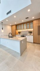 2200 Brickell Ave GV11, Miami, FL 33129