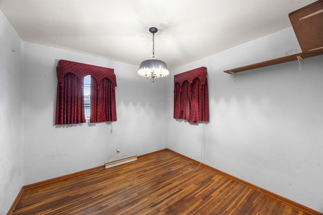 772 Creek Avenue, Mendota Heights, MN 55120