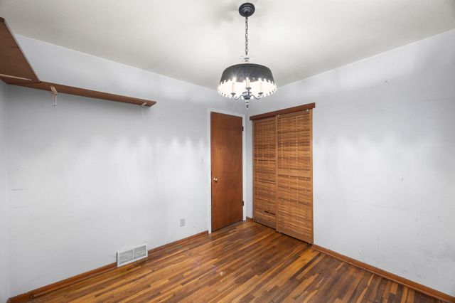 772 Creek Avenue, Mendota Heights, MN 55120