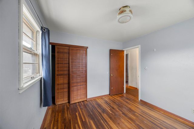 772 Creek Avenue, Mendota Heights, MN 55120