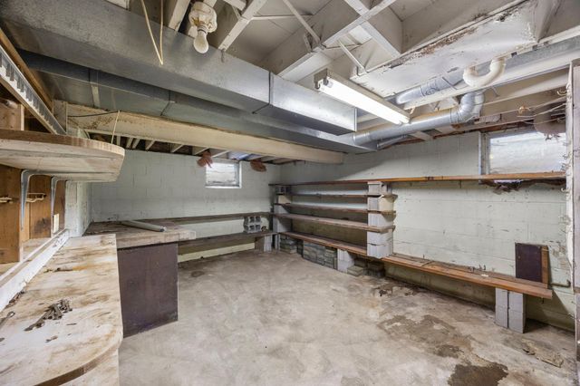 772 Creek Avenue, Mendota Heights, MN 55120