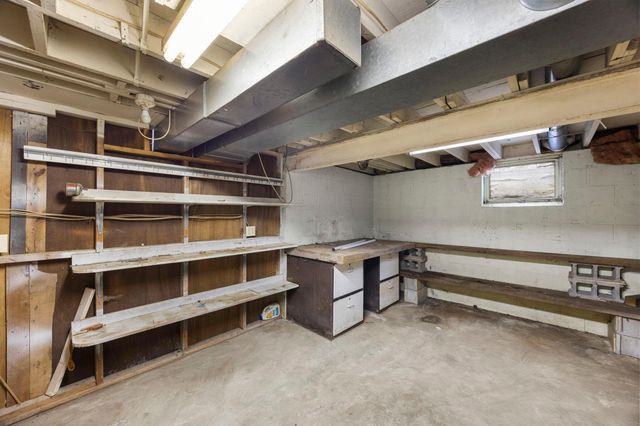 772 Creek Avenue, Mendota Heights, MN 55120