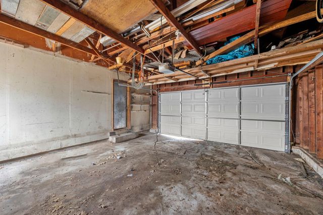 772 Creek Avenue, Mendota Heights, MN 55120