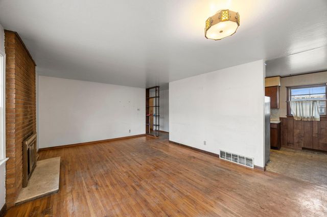 772 Creek Avenue, Mendota Heights, MN 55120