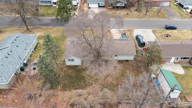 772 Creek Avenue, Mendota Heights, MN 55120