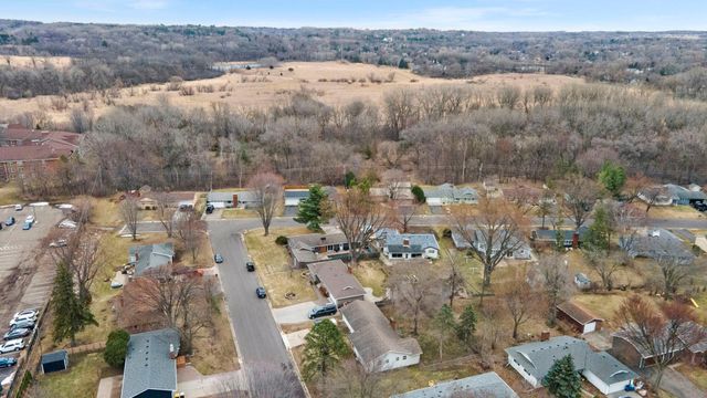 772 Creek Avenue, Mendota Heights, MN 55120