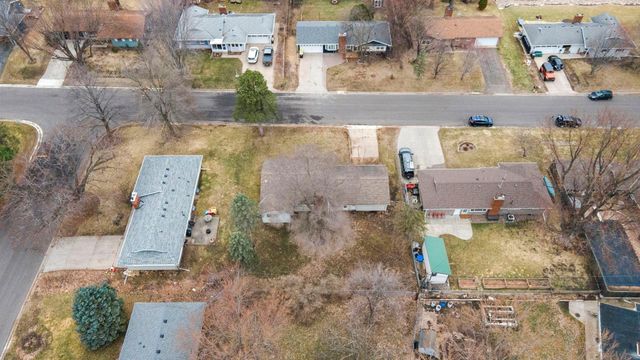 772 Creek Avenue, Mendota Heights, MN 55120