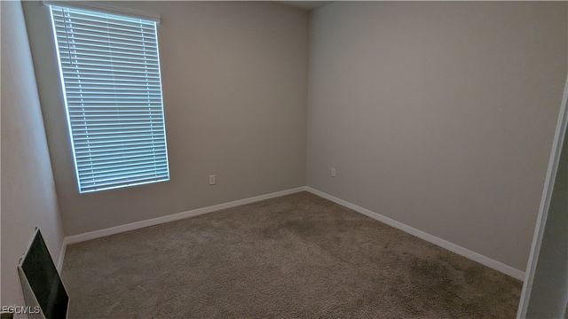 828 Friendship CIR, Labelle, FL 33935