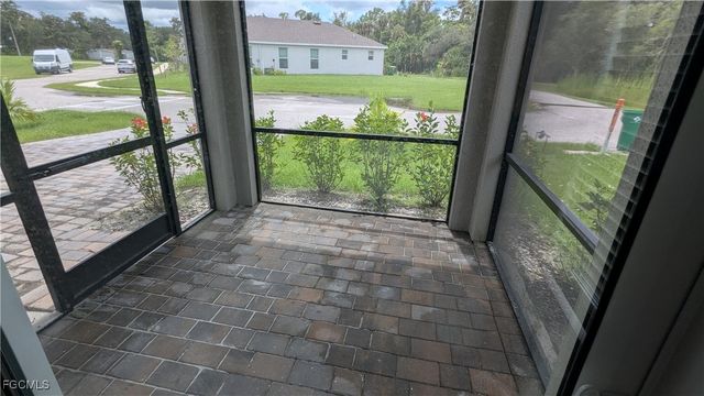 828 Friendship CIR, Labelle, FL 33935