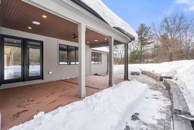 14 Fiske Pond Rd, Holliston, MA 01746