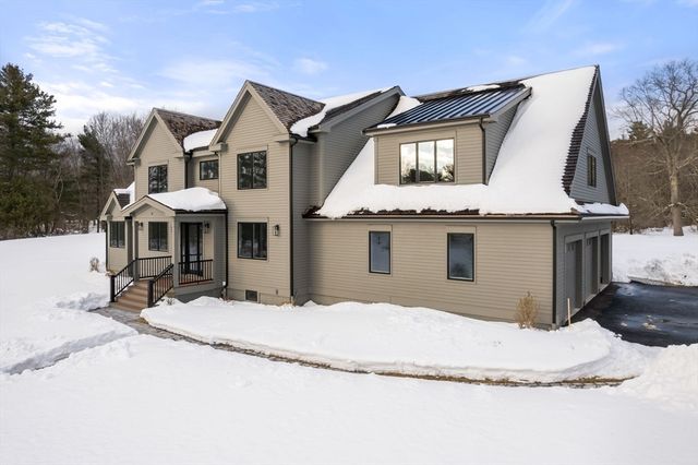 14 Fiske Pond Rd, Holliston, MA 01746