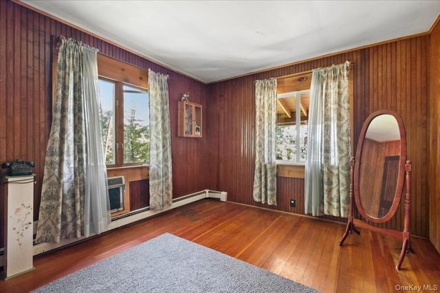 149 Tanglewylde Road, Lake Peekskill, NY 10537