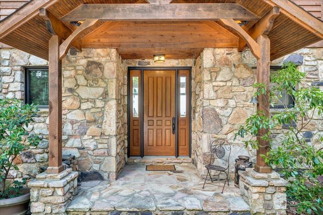 490 Lookout Ridge LN, Copper Hill, VA 24079