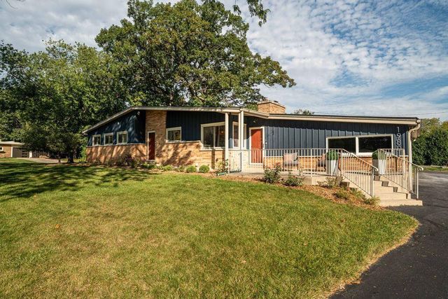 1980 Lone Oak CIRCLE E, Brookfield, WI 53045