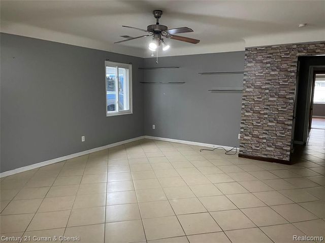 7427 Drexel Street, Dearborn Heights, MI 48127