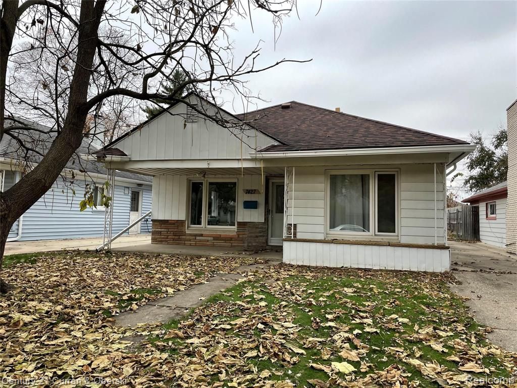 7427 Drexel Street, Dearborn Heights, MI 48127