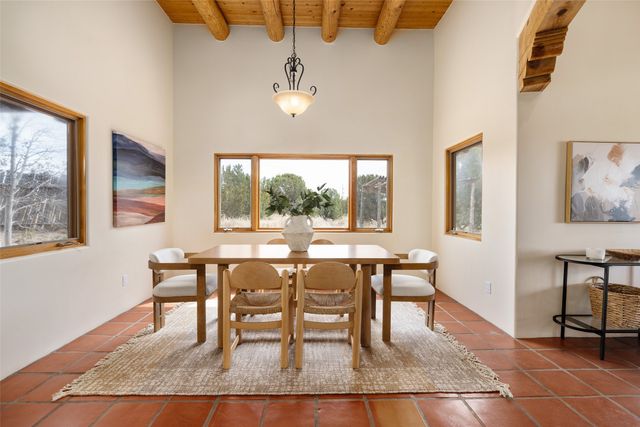 5 Espira Road, Santa Fe, NM 87508